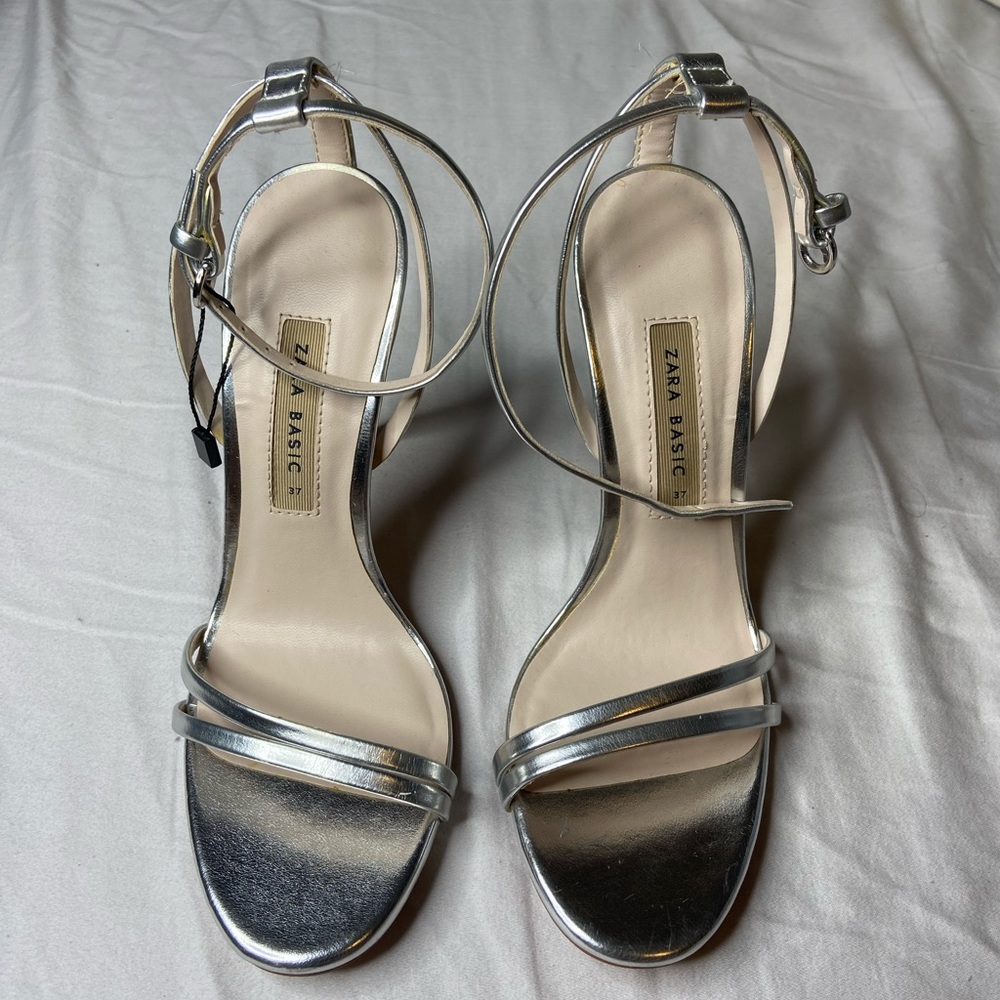 Brand new never got chance to wear